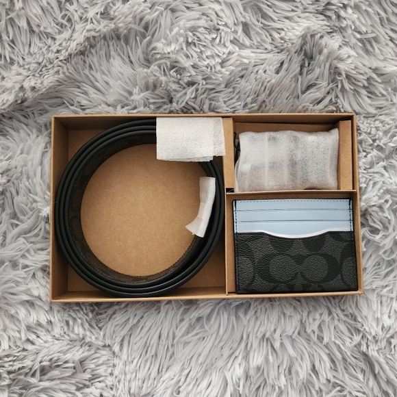 COACH Boxed Card Case & Belt Gift Set In Colorblock Signature Canvas - Picture 5 of 12